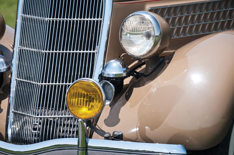  Ford DeLuxe Phaeton 1935 года  (фото 27 из 33)